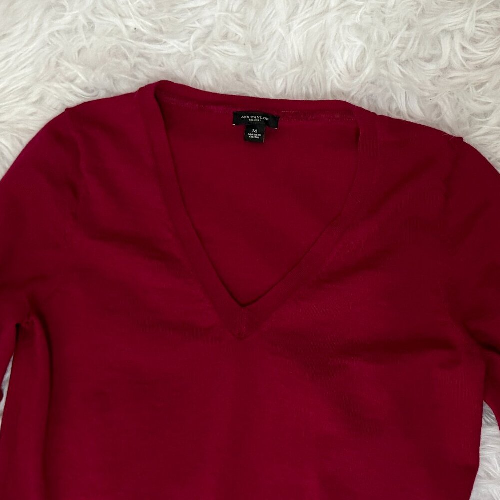 Ann Taylor V-Neck Sweater in Raspberry - Picture 5 of 5